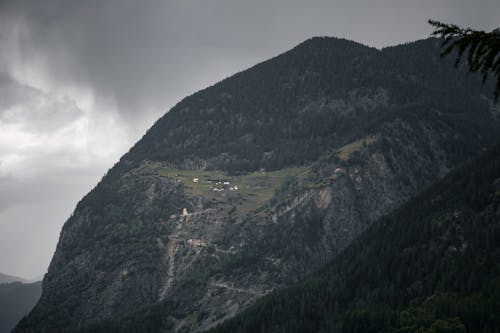 Ingyenes stockfotó falu, hegy, hegylánc témában