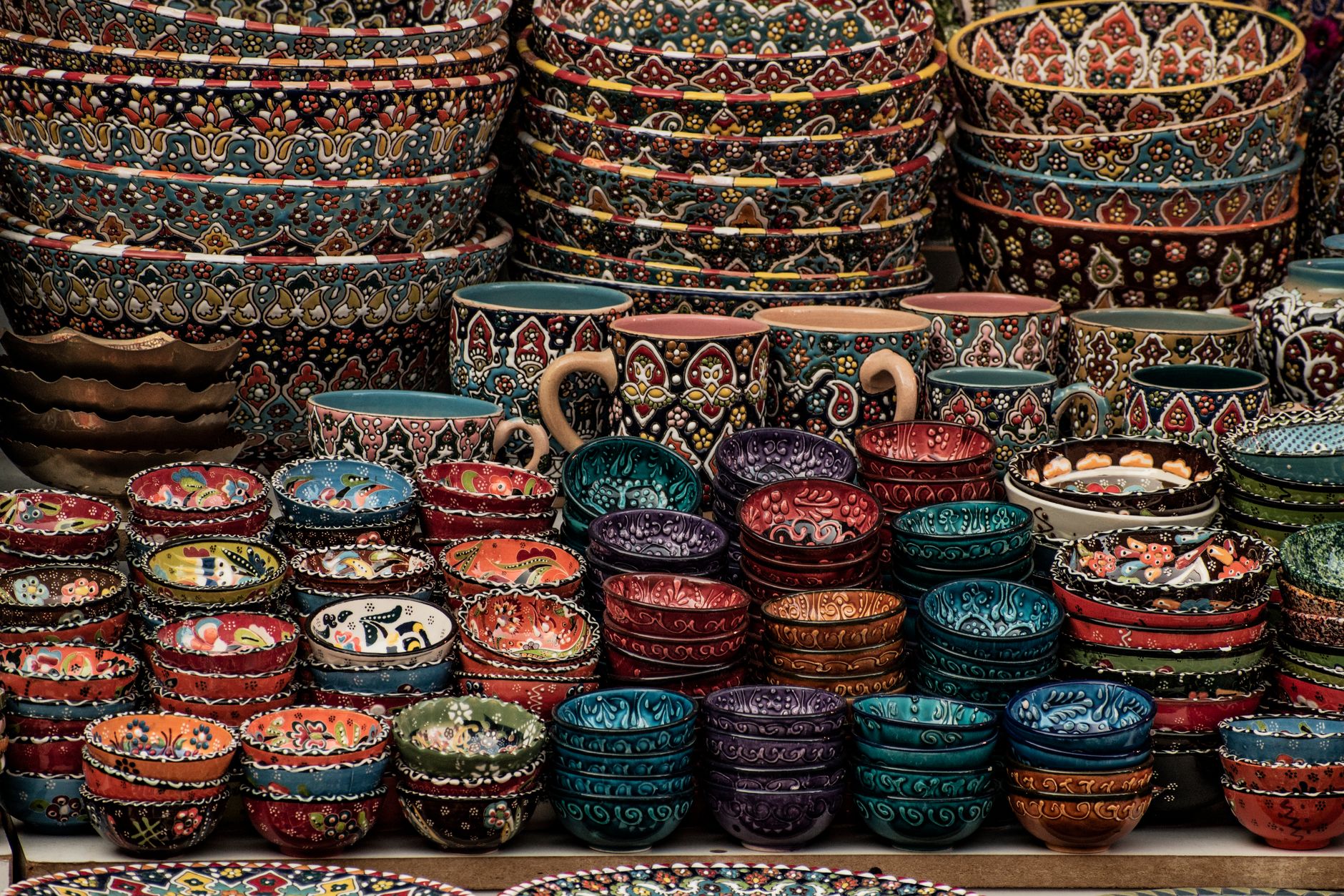 Etsy (ETSY) Bans AI-Generated Recipes and Patterns from Marketplace