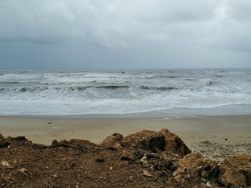 bulutlar, dalgalar, deniz içeren Ücretsiz stok fotoğraf