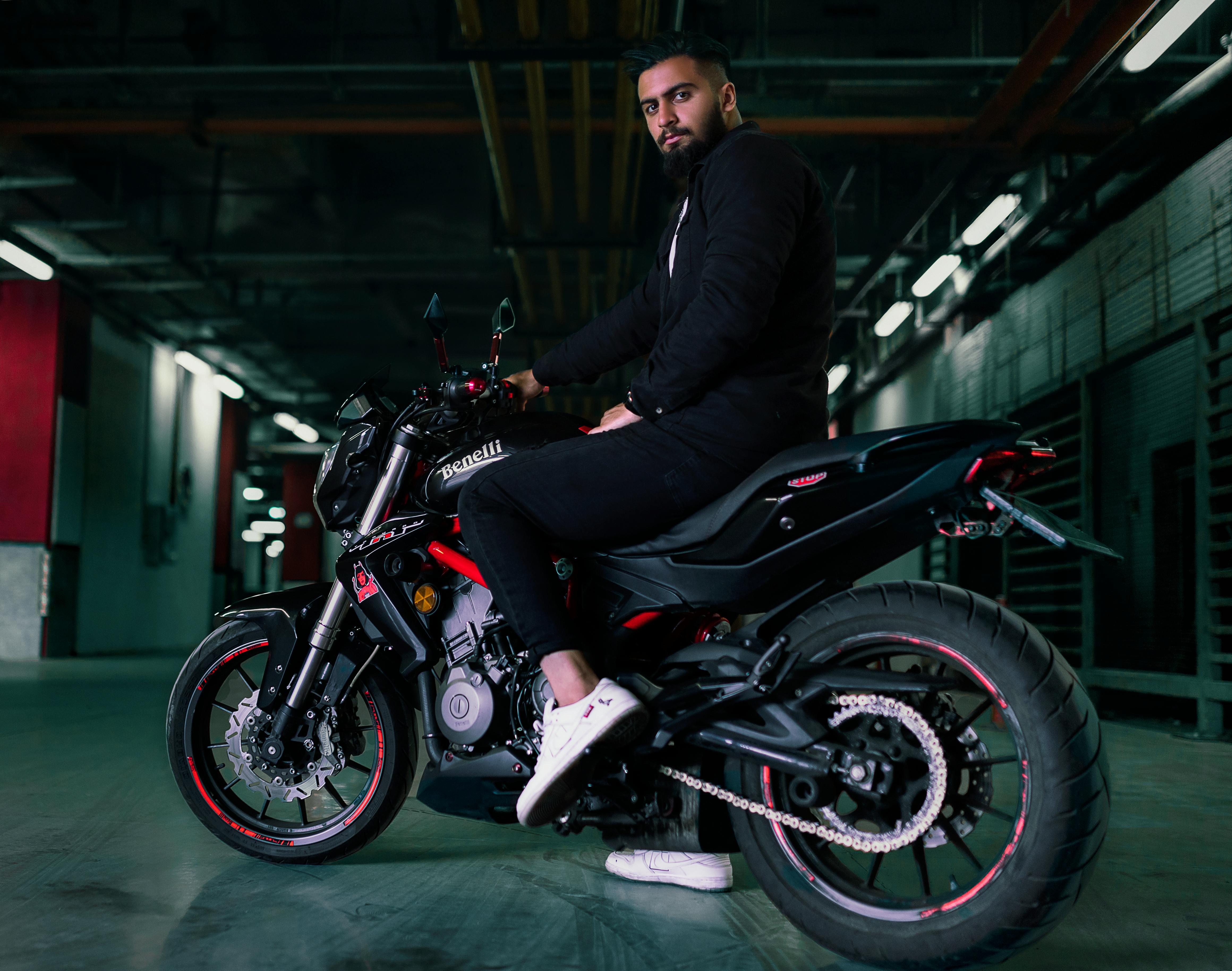 Massimo Launches Fleet, Commercial Program for MVR HVAC EVs — Photo by mehrab zahedbeigi on Pexels