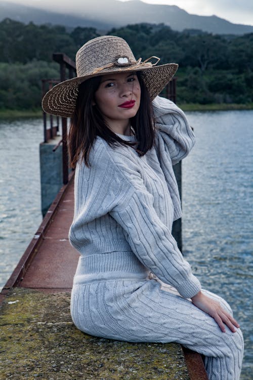 Gratis lagerfoto af asiatisk kvinde, fashionabel, hat
