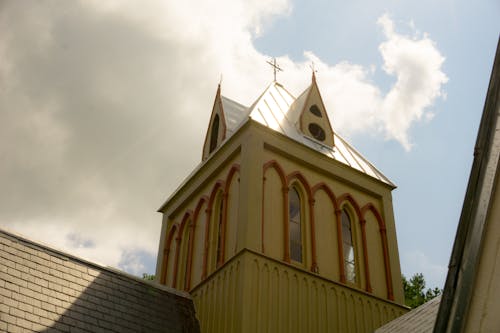 Free stock photo of church, cross, daytime