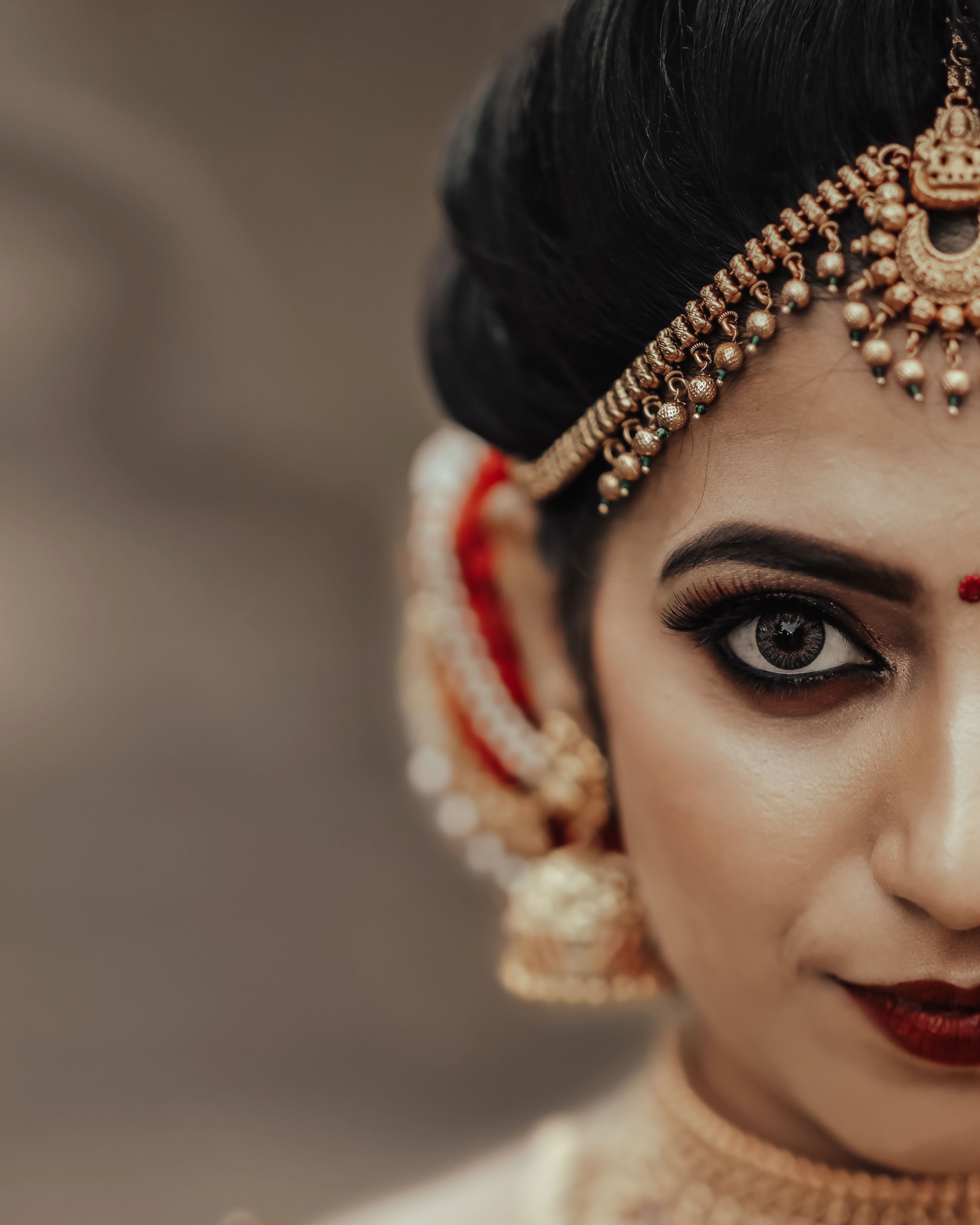 Sneha Kapoor, property seller