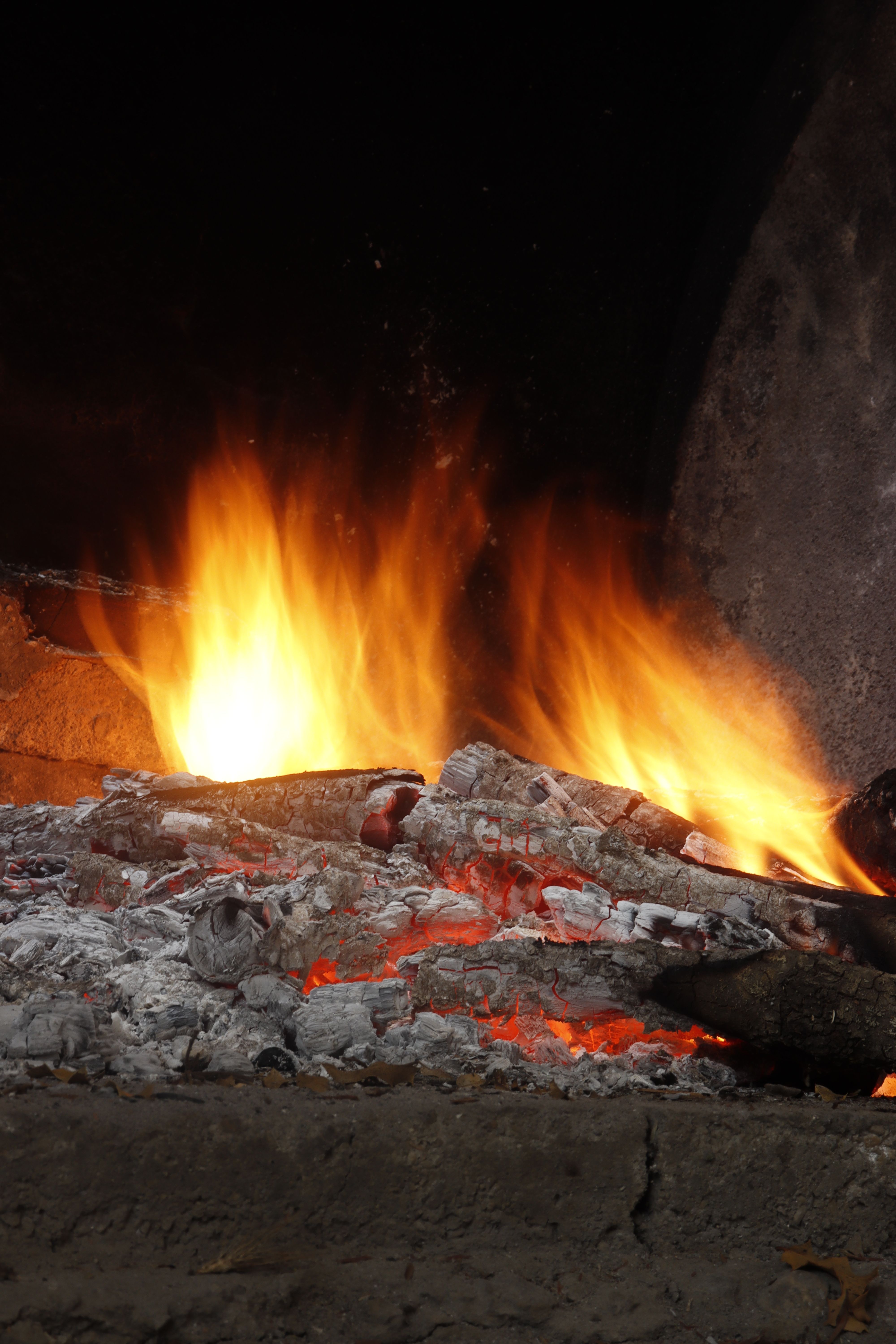 A Close-Up Shot of Burning Wood · Free Stock Photo