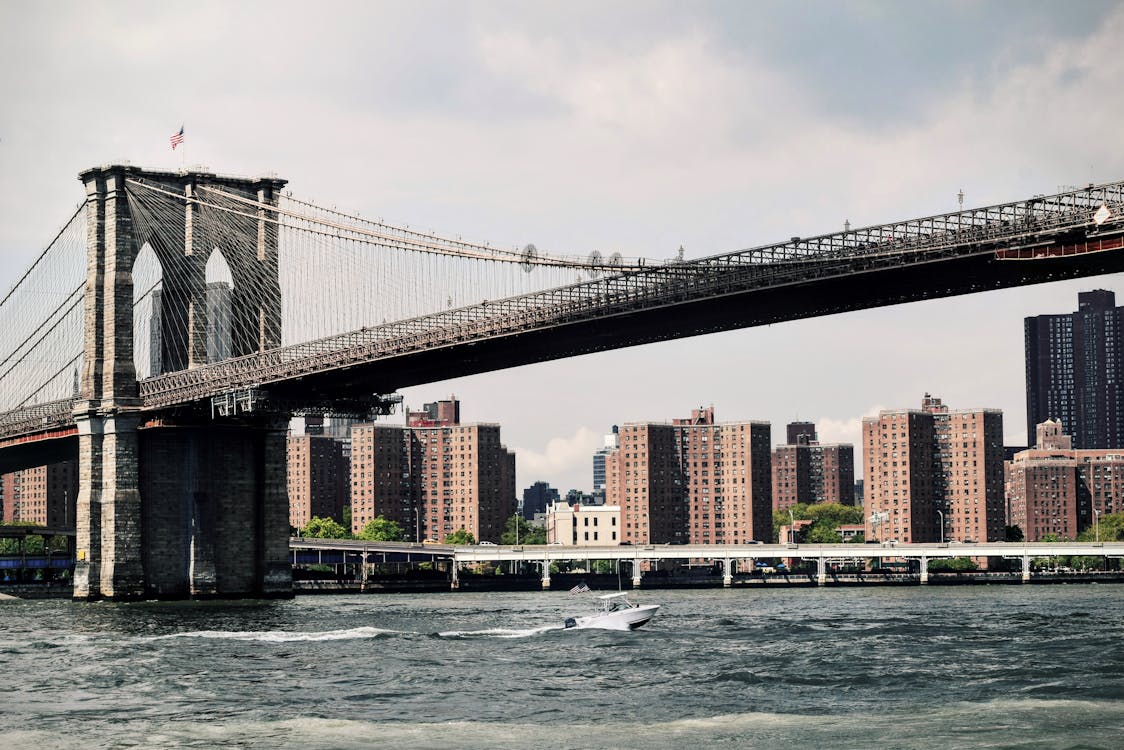 Shallow Focus Photography of Brooklyn Bridge
