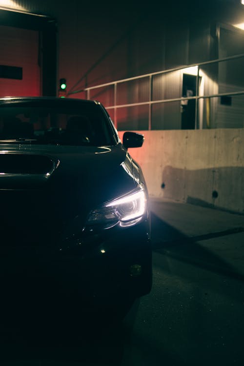 Gratis stockfoto met auto, belicht, donker