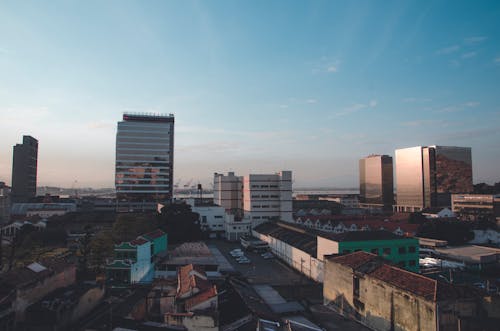 Gratis stockfoto met achtergrondlicht, gebouwen, hedendaags