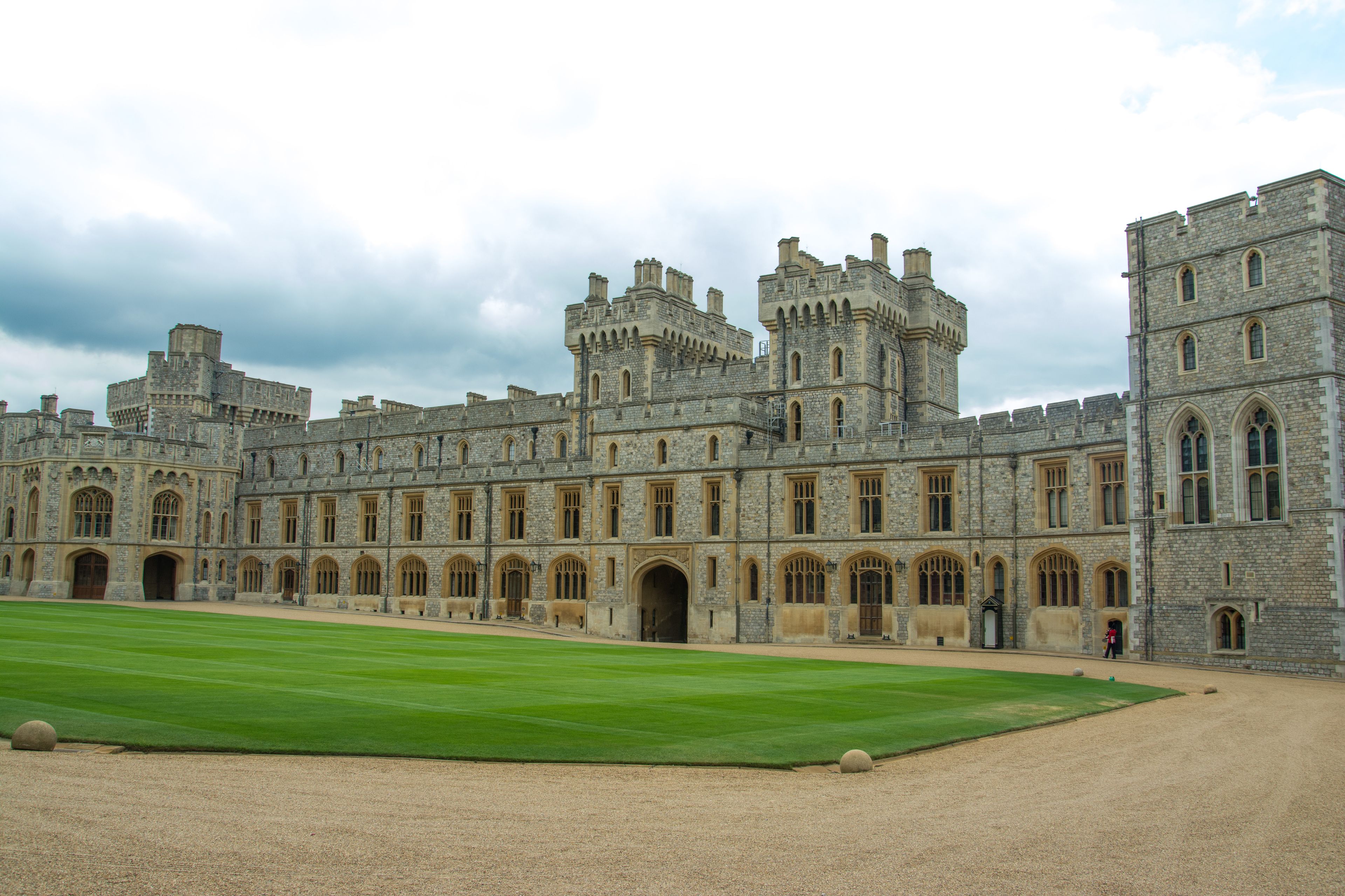 Windsor — luxury chauffeur travel