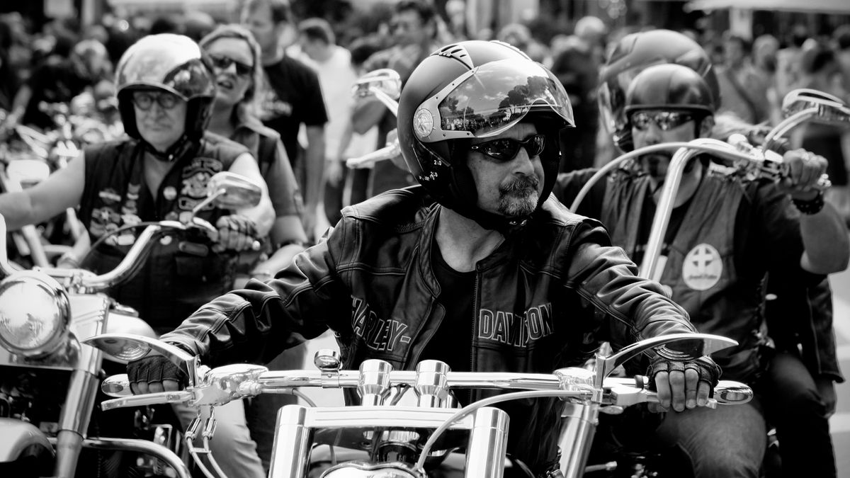 Rassemblements et festivals moto été 2026 : comment choisir LE bon événement pour ta tribu - illustration