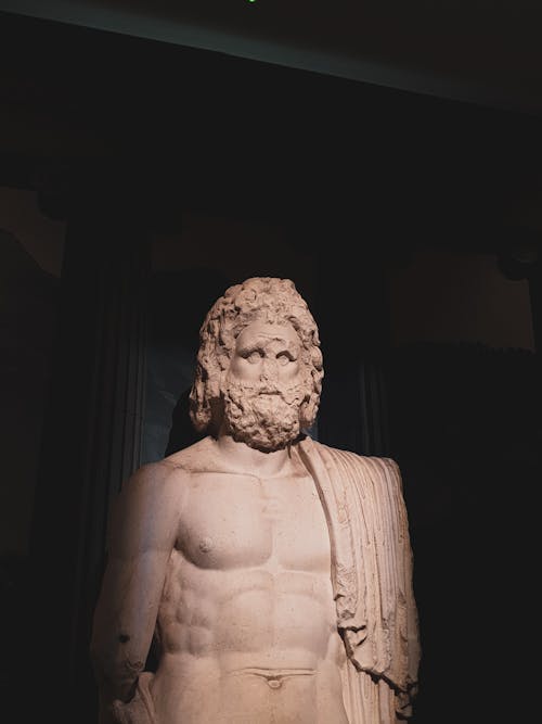 Gratis arkivbilde med gammel skulptur, gresk gud, klinkekule