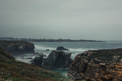 Ücretsiz büyük kayalar, deniz, deniz kıyısı içeren Ücretsiz stok fotoğraf Stok Fotoğraflar