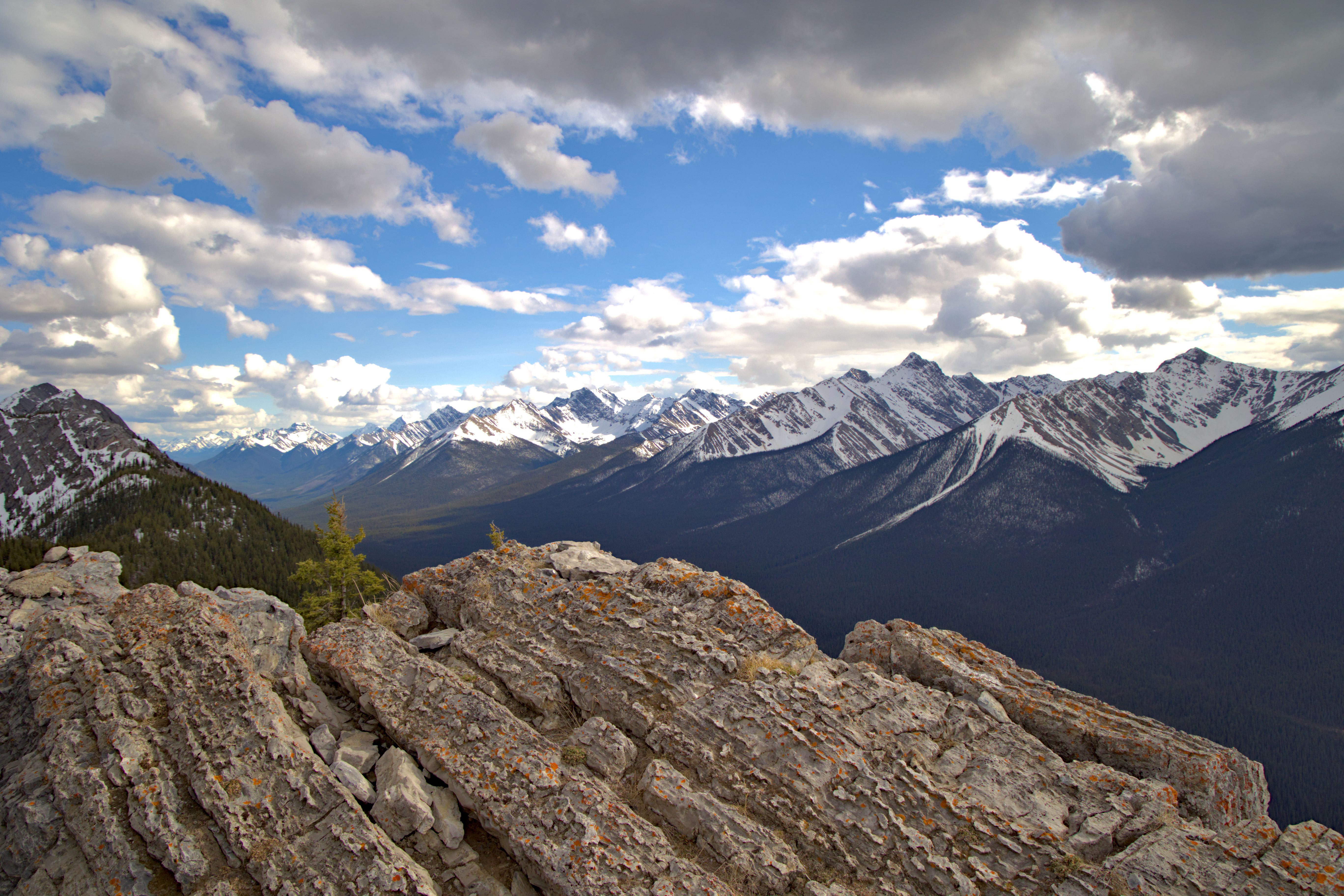 Sulphur Skyline