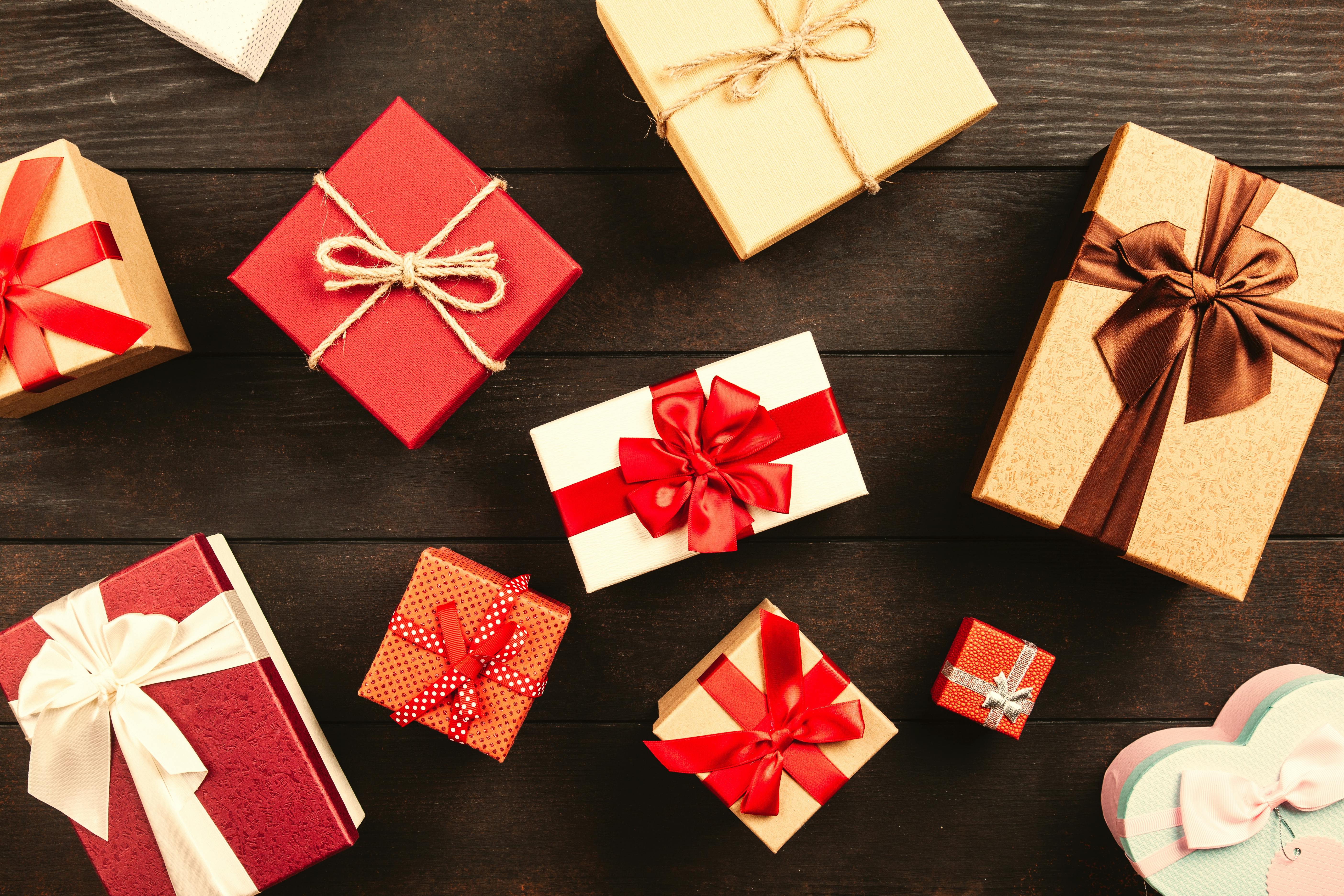 Presentation matters: The effect of wrapping neatness on gift attitudes |  University of Nevada, Reno