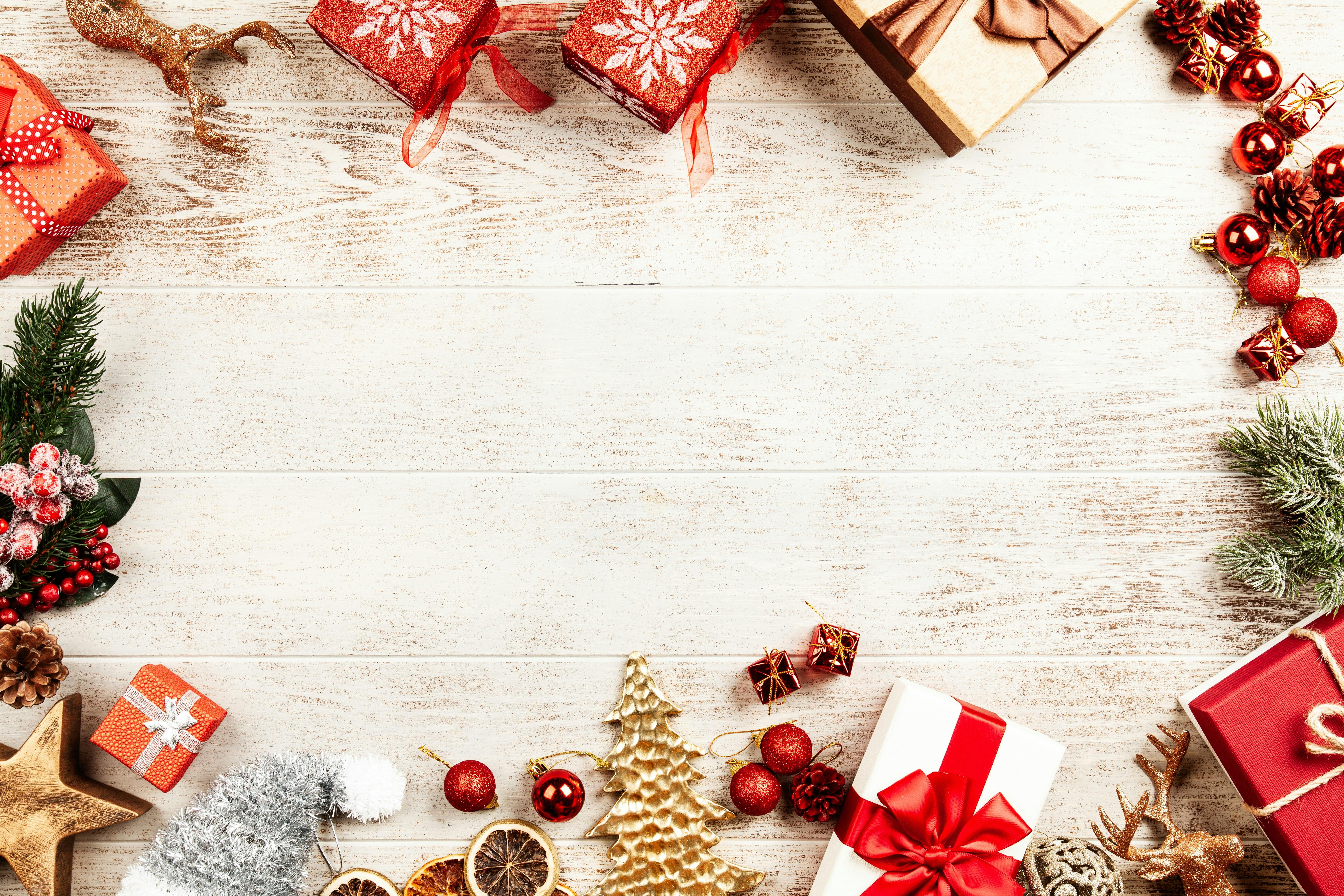 Christmas Phone Wallpaper Backgrounds - Free To Download