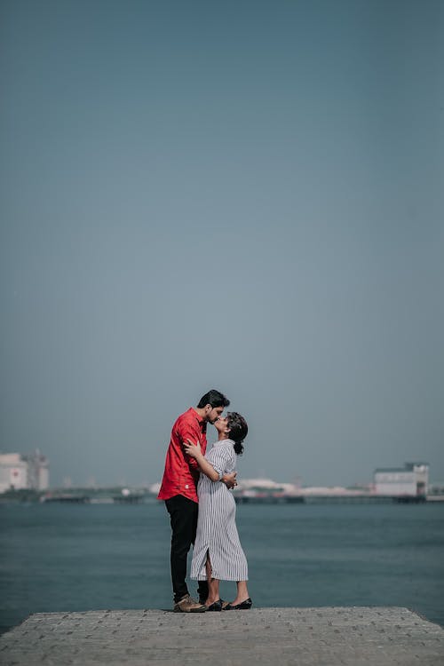 Foto profissional grátis de água, azul, beijando