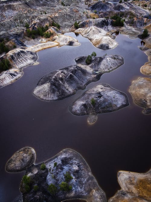 Бесплатное стоковое фото с Аэрофотосъемка, вертикальный выстрел, озеро