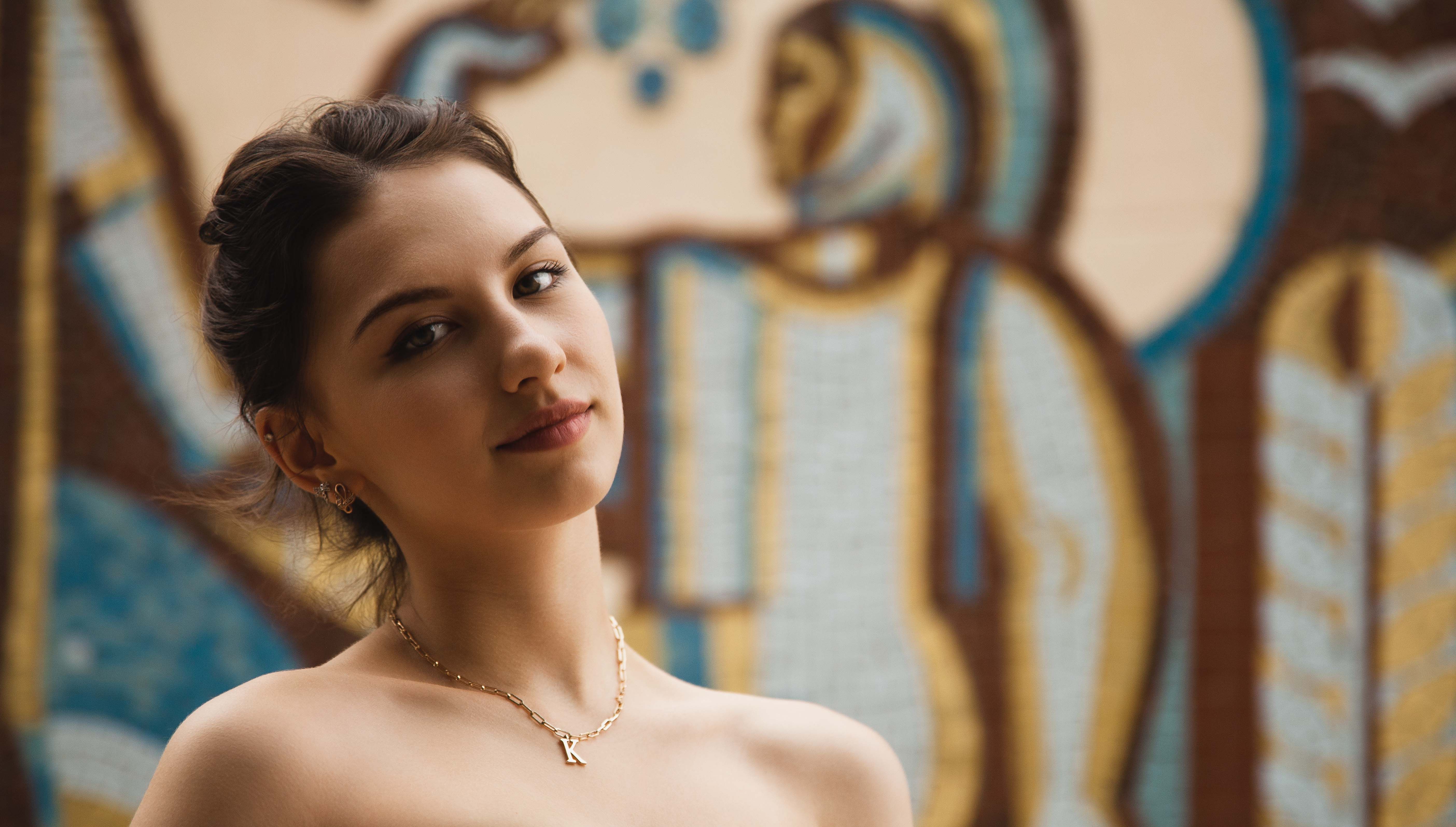 Your Guide to a Stunning Personalized Initial Necklace Gold