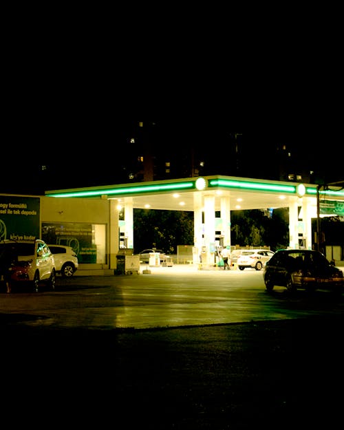 Kostnadsfri bild av adana, bensinstation, gata