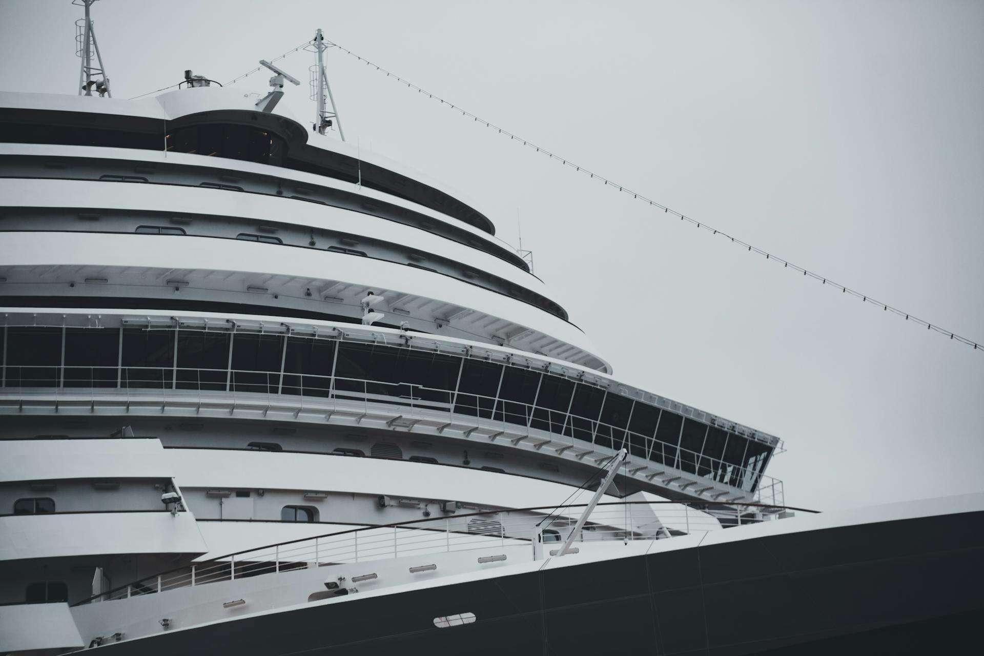 Black and White Picture of a Large Cruise Ship