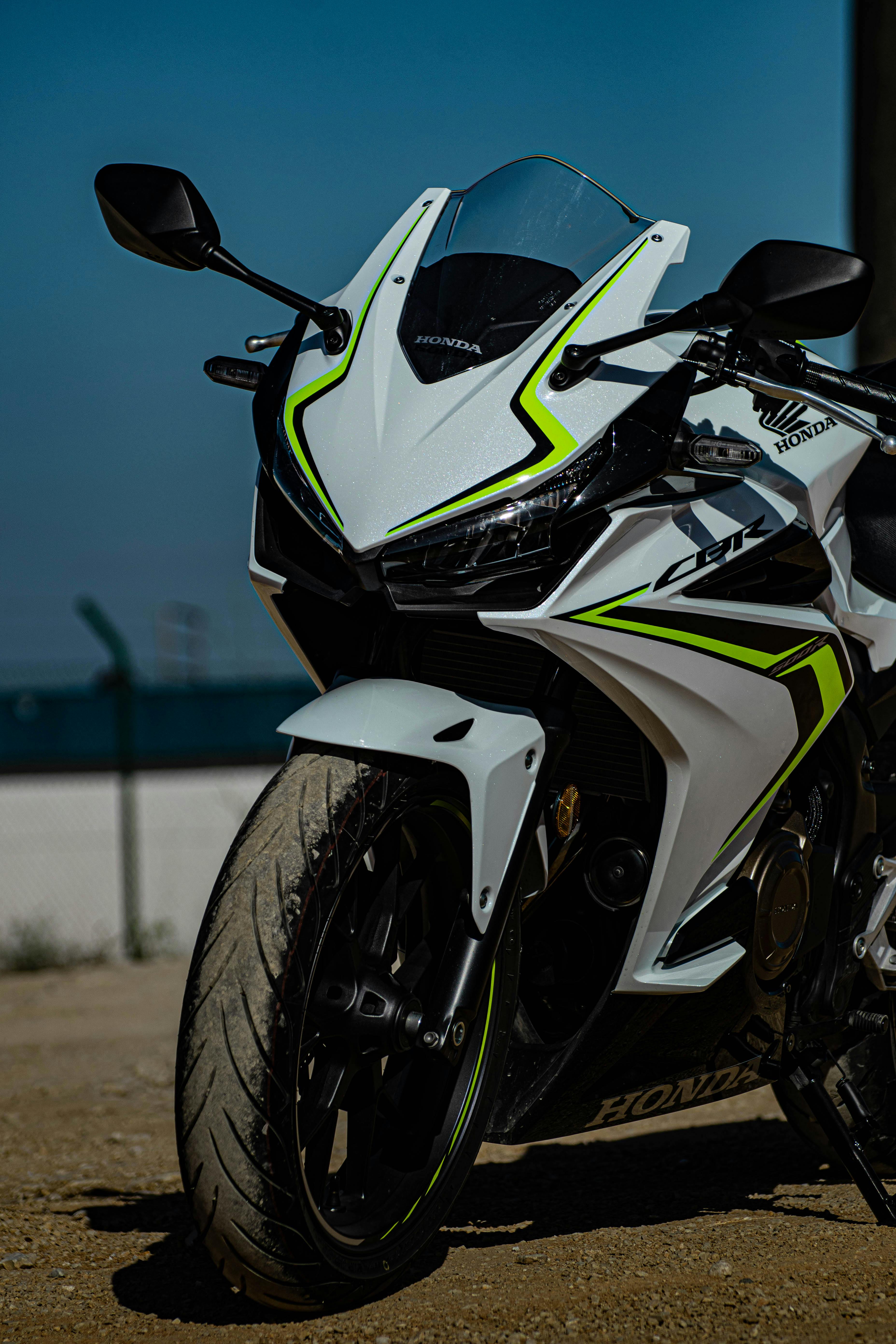 Honda motorcycle for sale in Bulgaria: Buying Rules, Costs and Market Guide