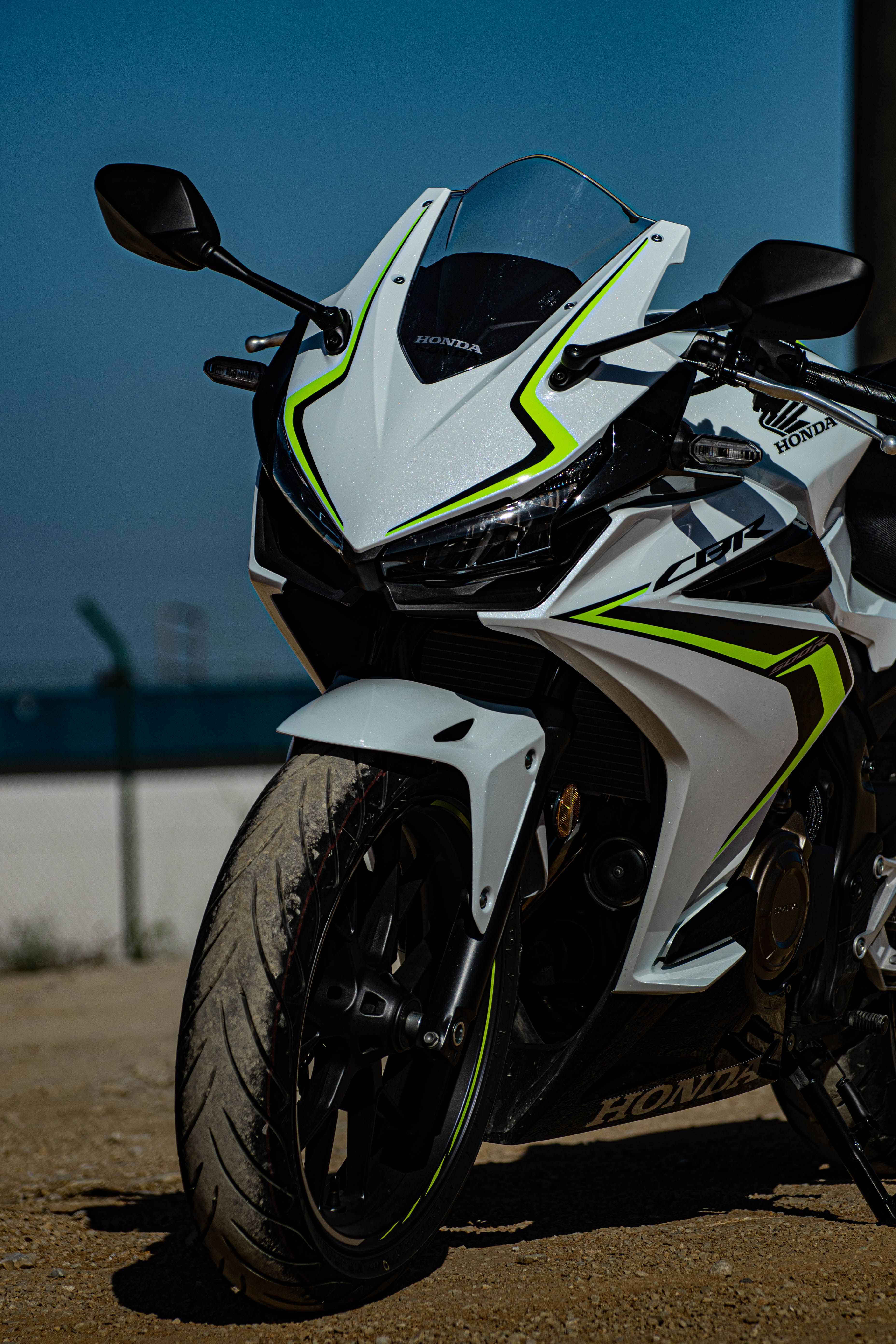 Honda motorcycle for sale in Bulgaria: Buying Rules, Costs and Market Guide