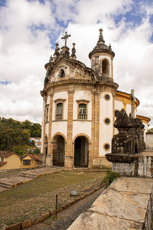 Free Explore this stunning baroque church in Ouro Preto, showcasing Brazil's rich architectural heritage. Stock Photo