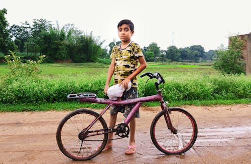 Ingyenes stockfotó áll, ázsiai fiú, bicikli témában