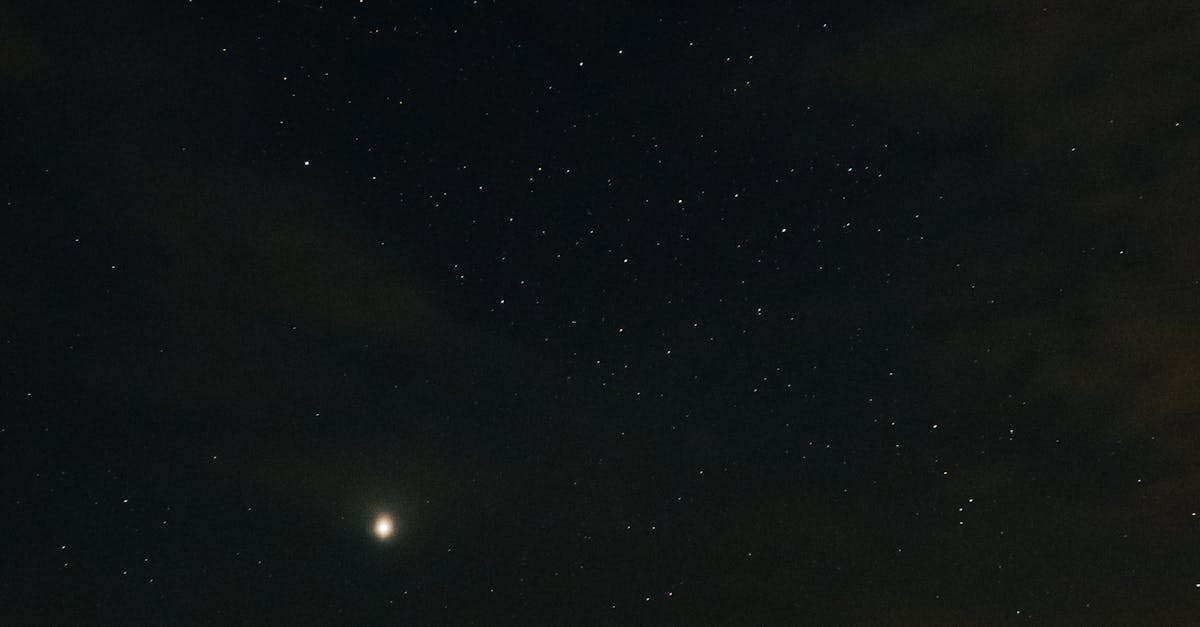 巨行星吸收暗物質核心 竟可能內部形成黑洞