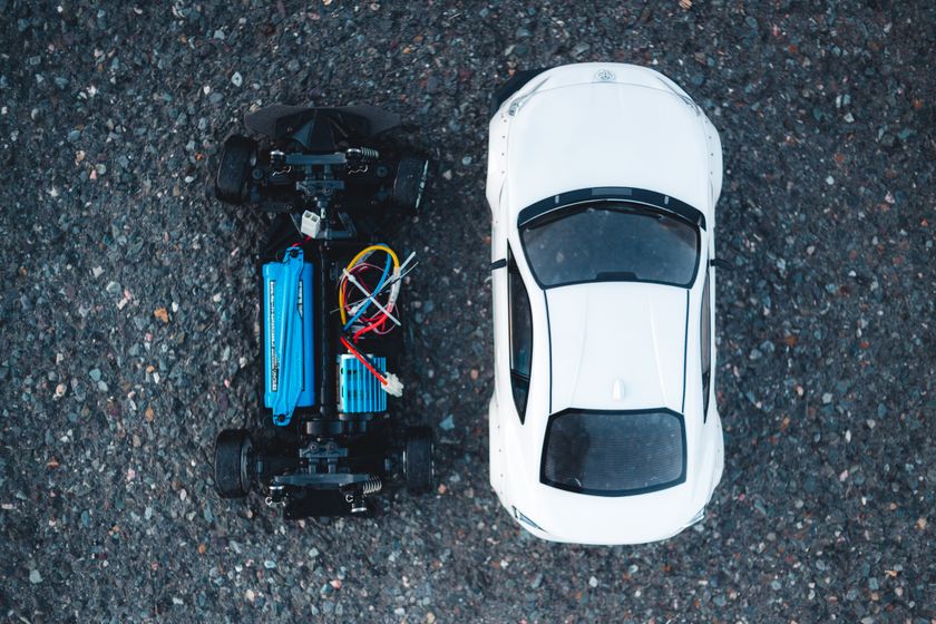 Coches híbridos vs. coches eléctricos: ¿Cuál es la mejor opción en 2023?