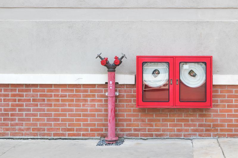 Fire Bucket with Stand (Set of 4)
