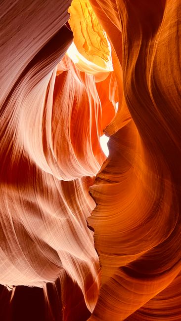 Experience the breathtaking sandstone formations of Antelope Canyon in Arizona's heartland.