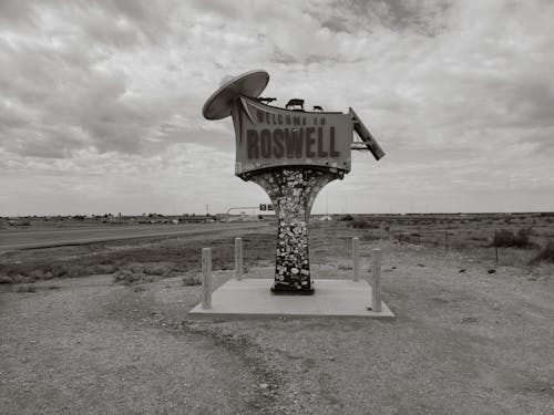 Безкоштовне стокове фото на тему «roswell, відтінки сірого, вітальний знак»