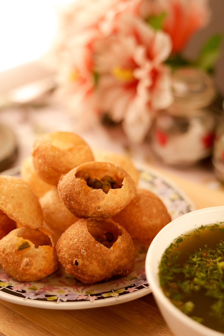 A Close-Up Shot Of Panipuri On A Plate