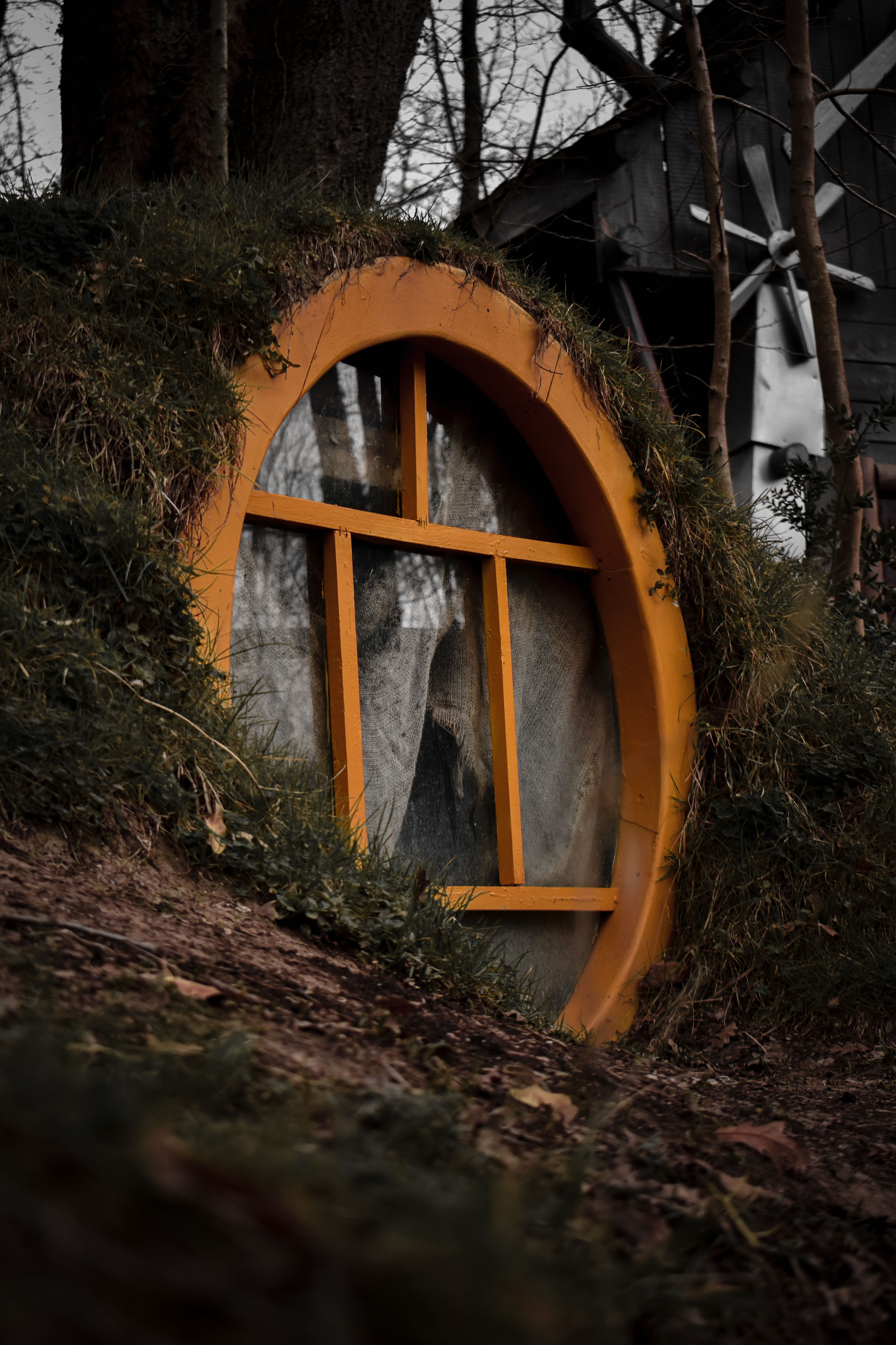 Round Glass Window in Close Up Shot · Free Stock Photo