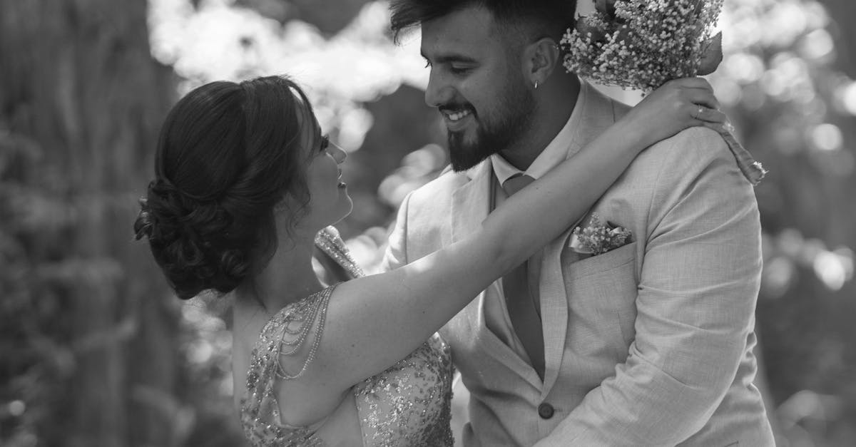 Who should a Scorpio man marry