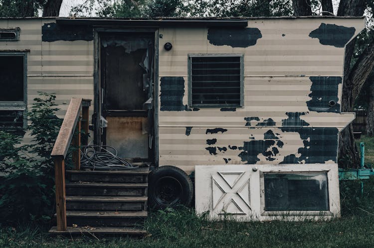 Abandoned Trailer House 