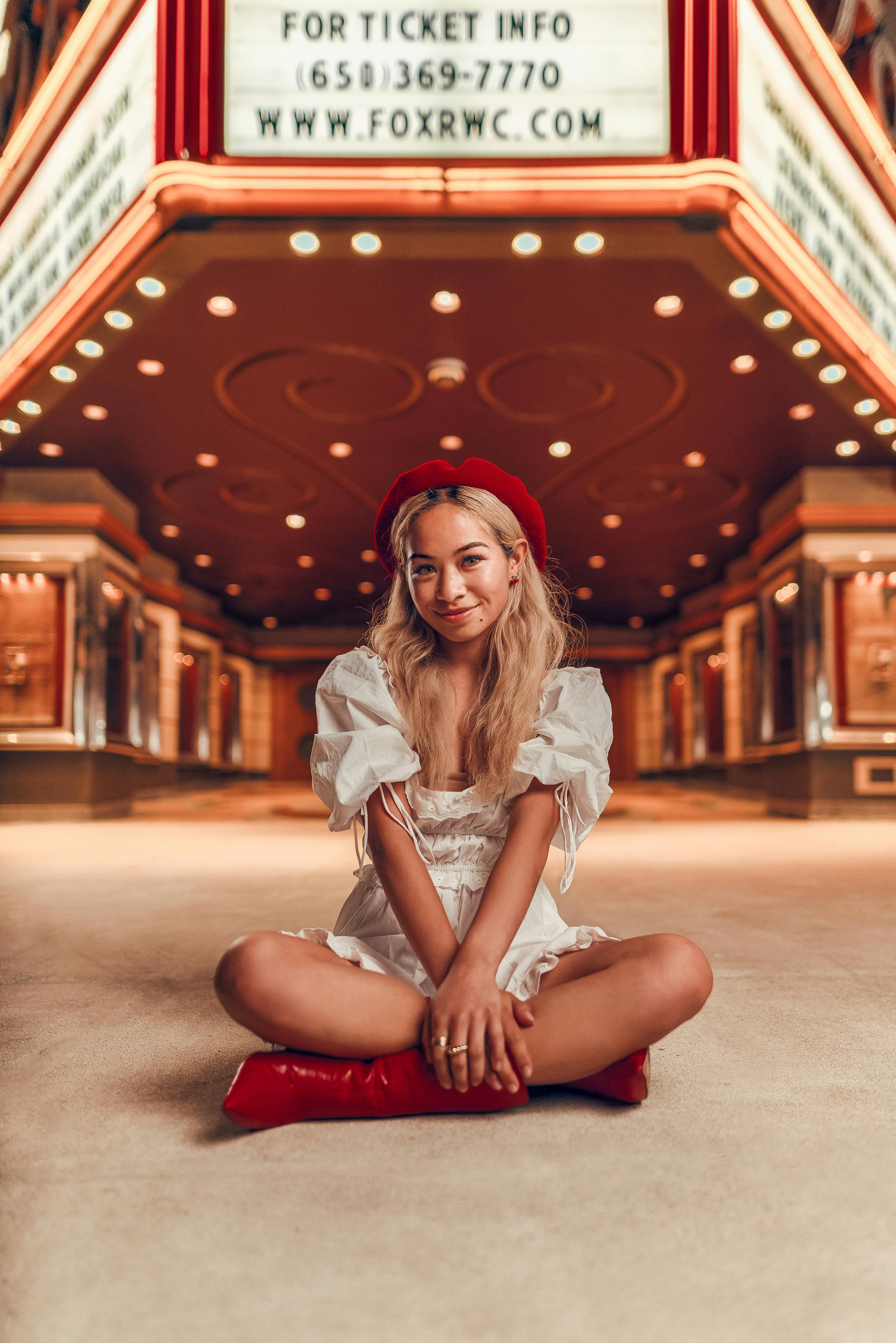 бесплатная Бесплатное стоковое фото с #в помещении, блондинка, вечер Стоковое фото