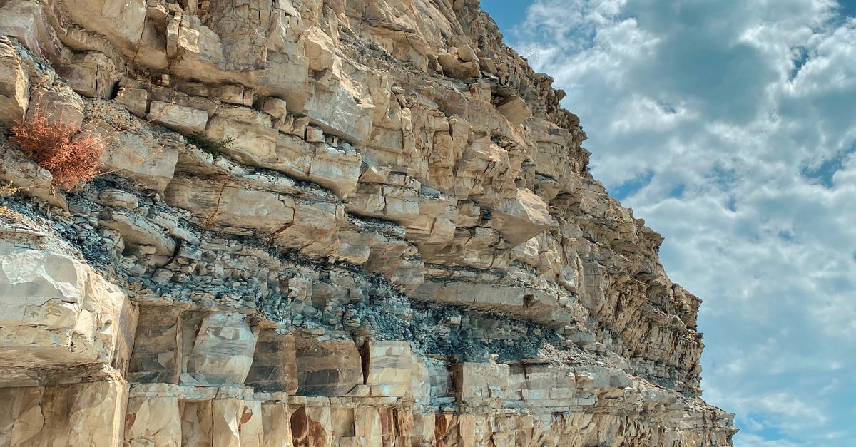 Compressed Rocks In Tennessee Compressed Rock Layers Formation Under Blue Sky and White Clouds · Free ...