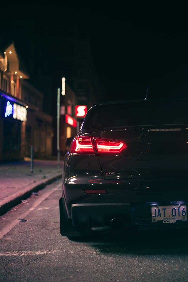 The Tail Light Of A Mitsubishi Lancer Evolution