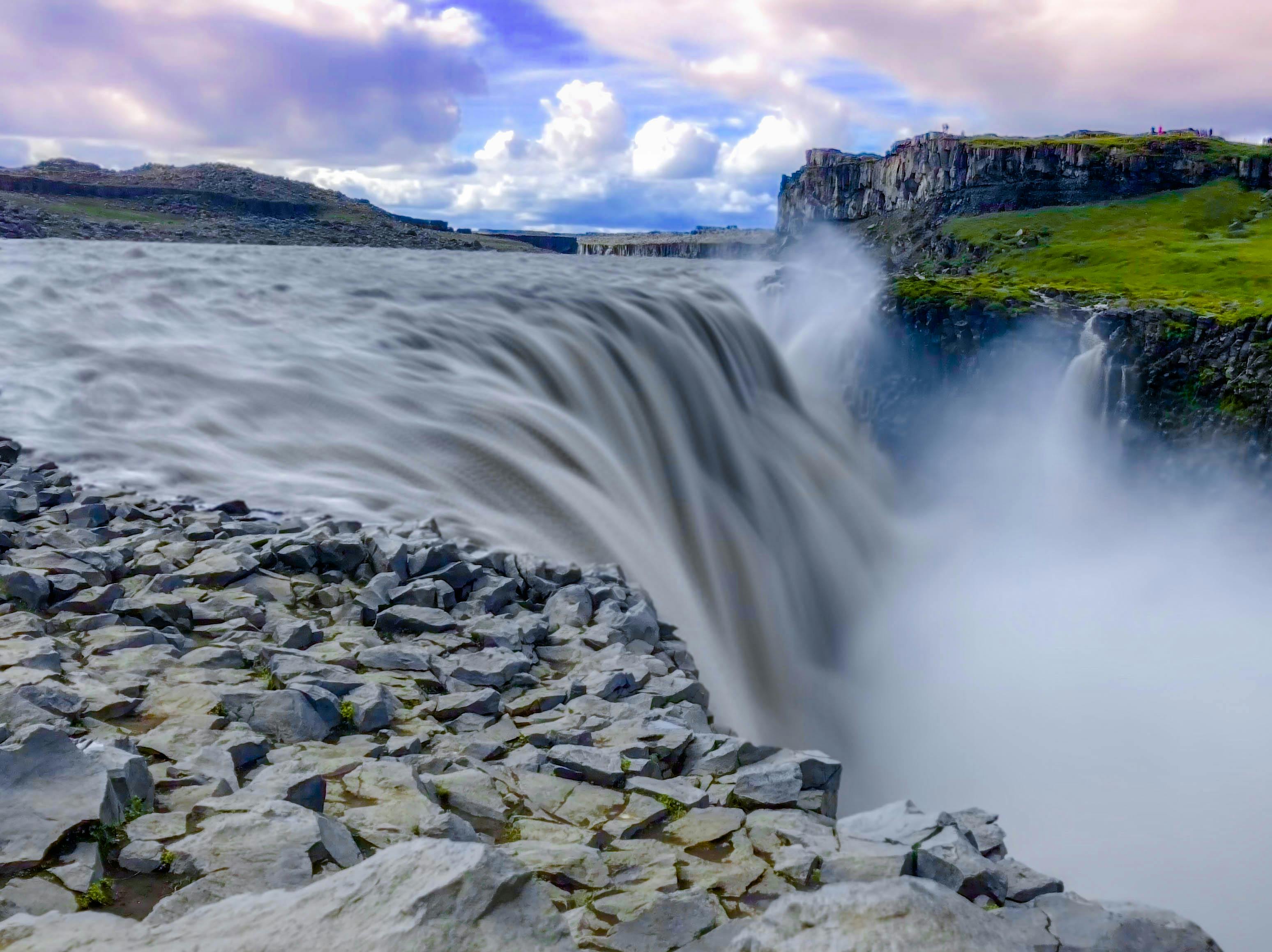 Dettifoss at its full discharge