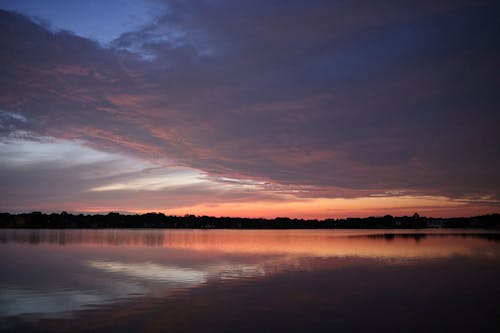Бесплатное стоковое фото с багровое небо, вечер, живописный