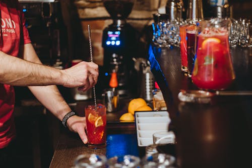 Základová fotografie zdarma na téma bar, barový pult, brýle