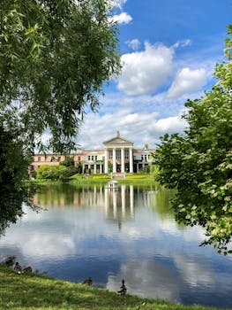 Image by Ira Sarasek