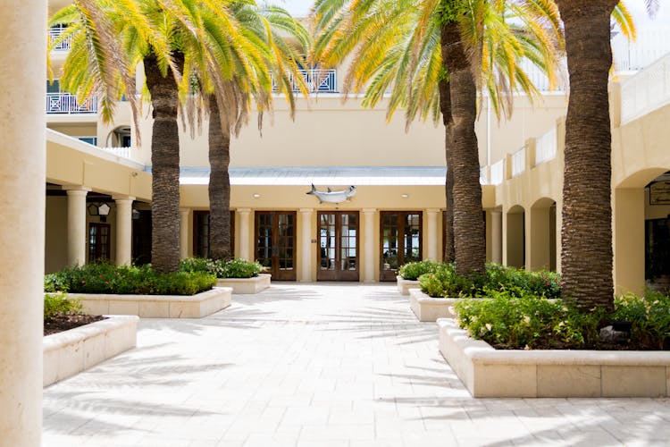 Cheeca Lodge & Spa Entrance