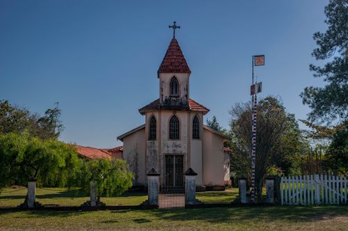 Free Charming chapel facade under clear sky in Botucatu, SP, Brazil. Stock Photo