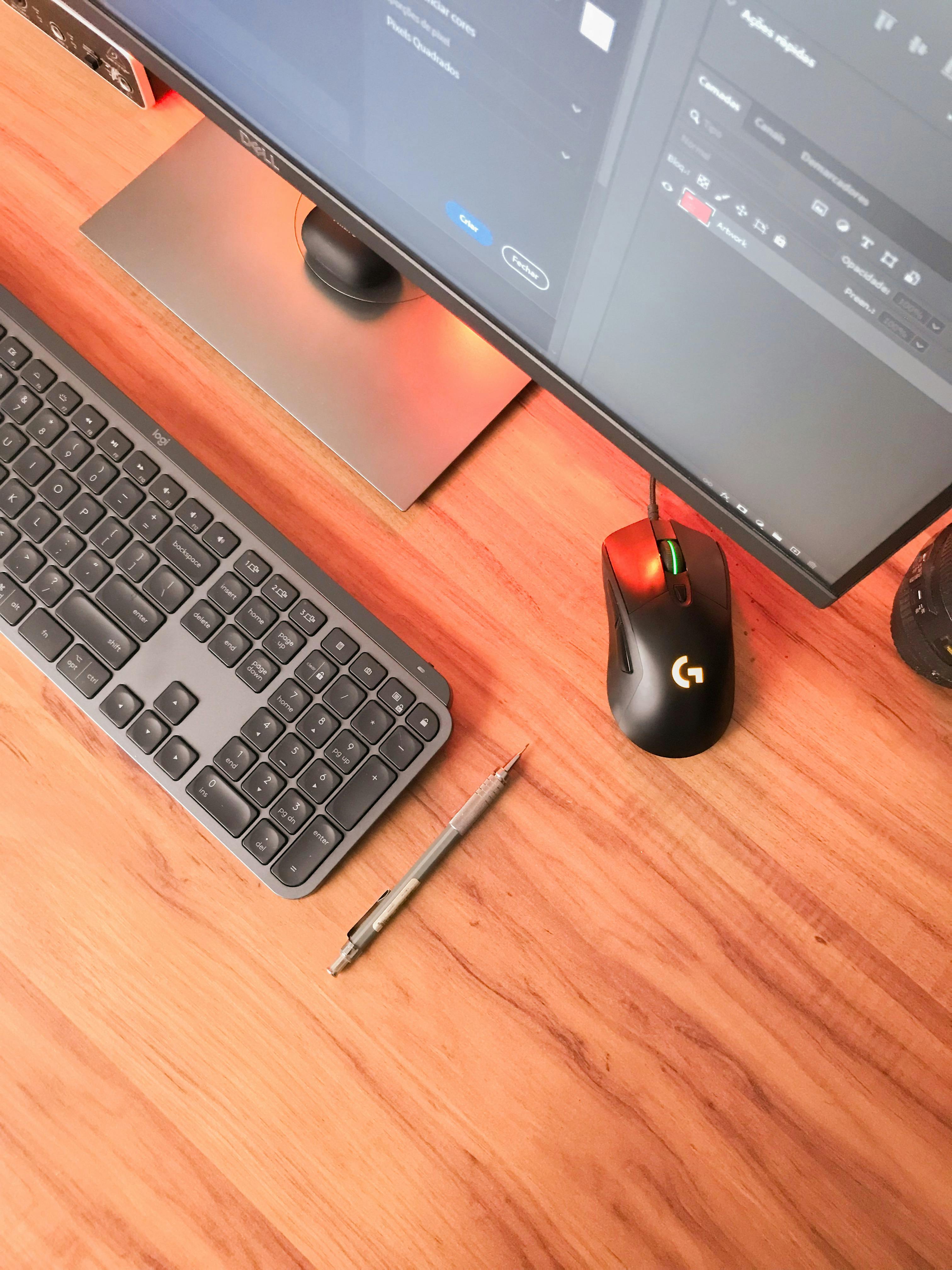 Overhead Shot of a Mouse Near a Keyboard · Free Stock Photo