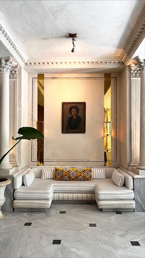 Interior Design with Classical Elements 