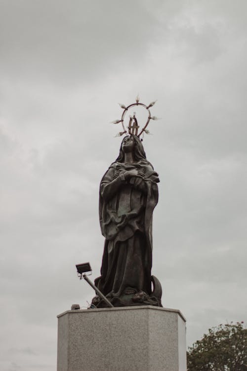 Fotos de stock gratuitas de cristianismo, estatua, nublado