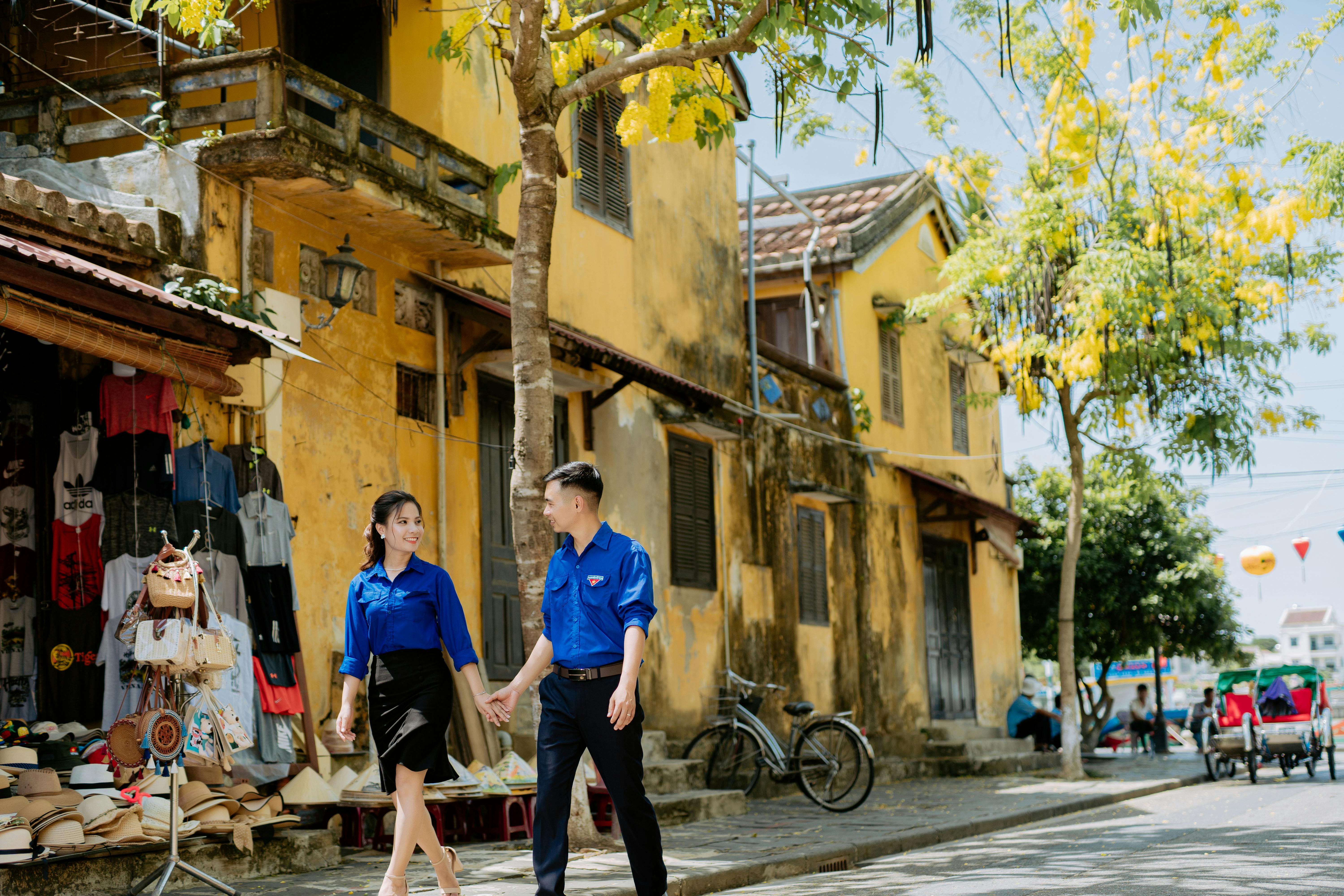 ToursByLocals Reveals World's Best Local Guides — Photo by Trần Long on Pexels