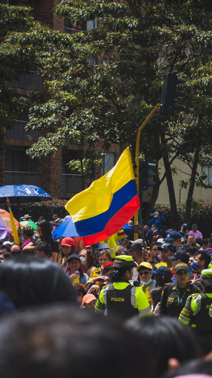 La Colombia pone fin al diálogo de paz con tres grupos armados por falta de "voluntad real de paz"